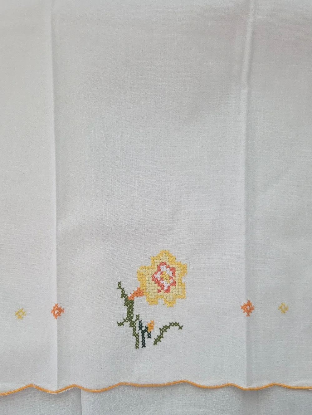 Classic Yellow Floral Embroidered Kitchen Tea Towels - Set of 3